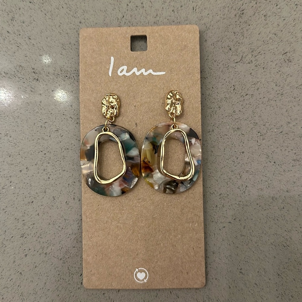 NEW I am multi colored gold tone acrylic earrings